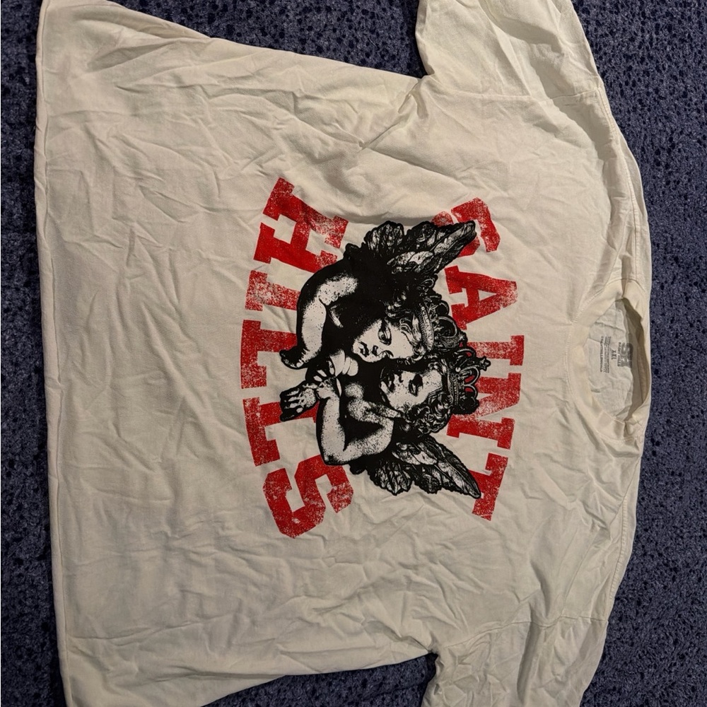 Saint Hills Graphic Tee